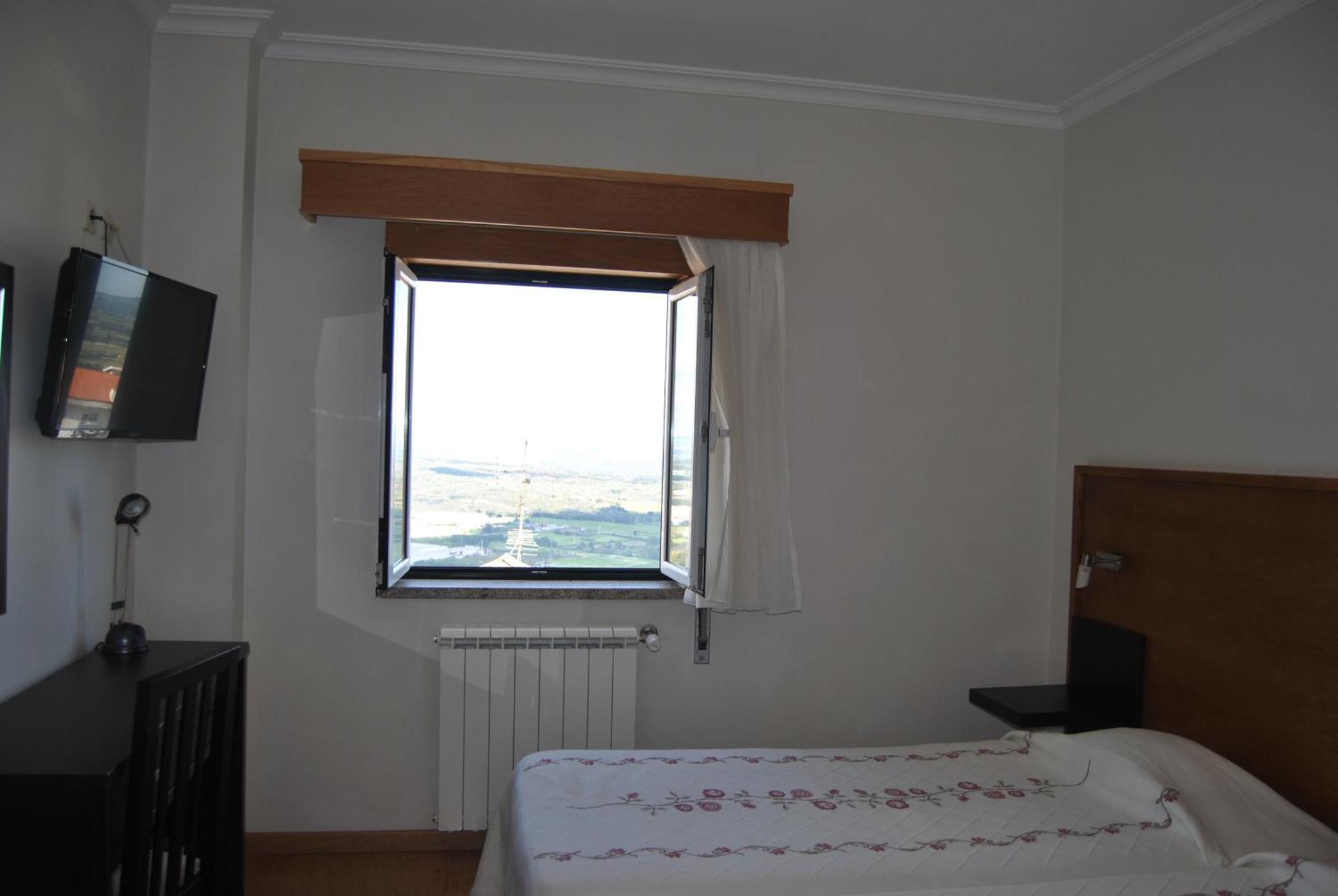 Hotel Covilha Jardim Δωμάτιο φωτογραφία